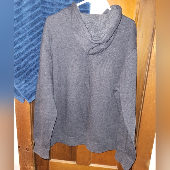 Volcom hoodie, men's size xl. - Picture 3 of 5